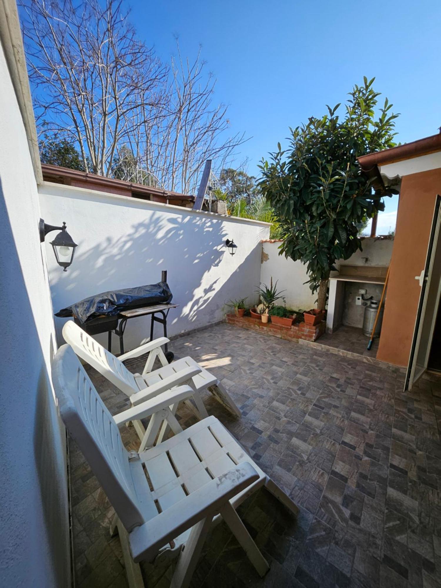 Casa Vacanze Dragona 15 Min Fco 10 Min Ostia Acilia Kamer foto
