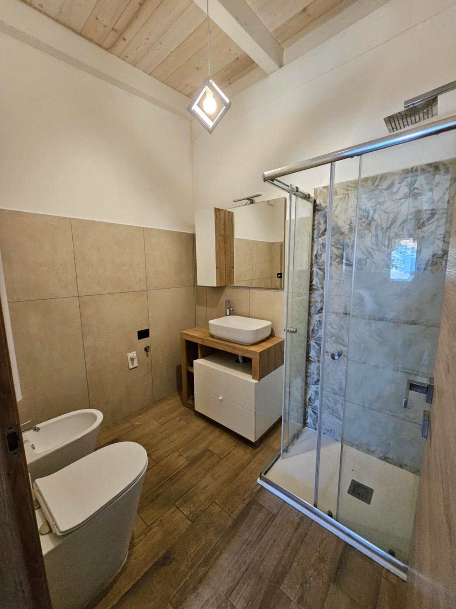 Casa Vacanze Dragona 15 Min Fco 10 Min Ostia Acilia Buitenkant foto